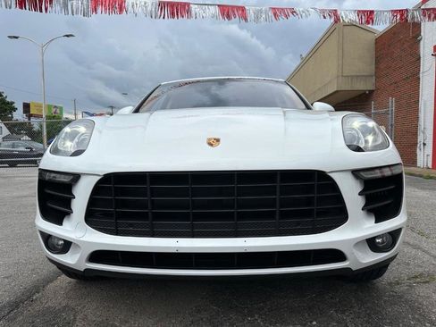 Used 2015 Porsche Macan S image 3