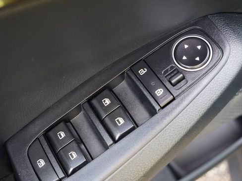 Used 2023 Kia Seltos S image 20