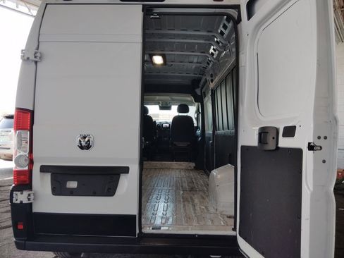 Used 2025 RAM ProMaster 3500 w/ Convenience Group FWD image 16