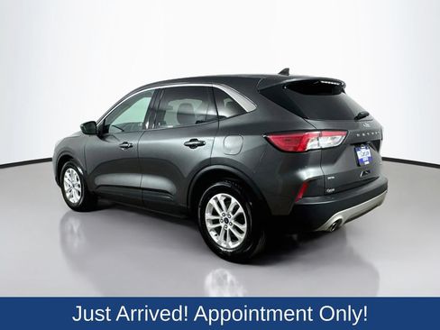 Used 2020 Ford Escape SE FWD image 5