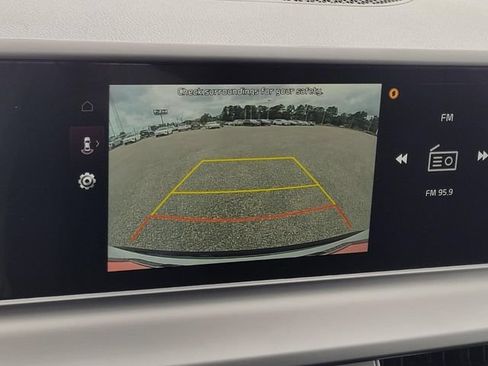 New 2026 Kia Seltos S FWD image 18