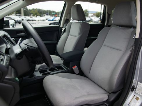 Used 2016 Honda CR-V LX image 16
