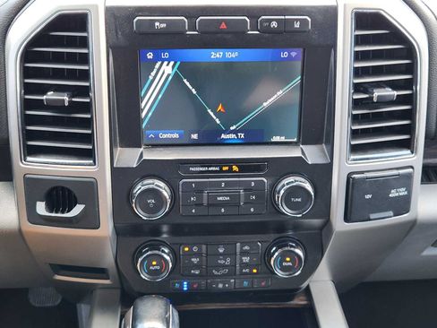Used 2020 Ford F150 Lariat RWD image 15