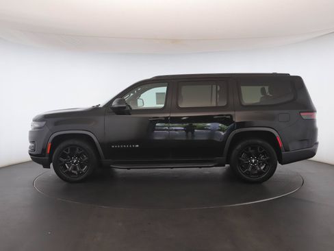 Used 2022 Jeep Wagoneer Series II AWD/4WD image 22