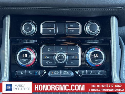 Used 2023 GMC Yukon Denali image 33