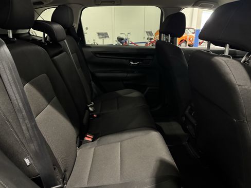 Used 2025 Honda CR-V LX image 33