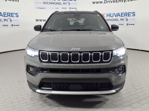 Used 2023 Jeep Compass Limited image 2