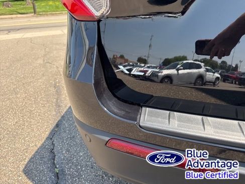 Certified 2023 Ford Explorer XLT image 45