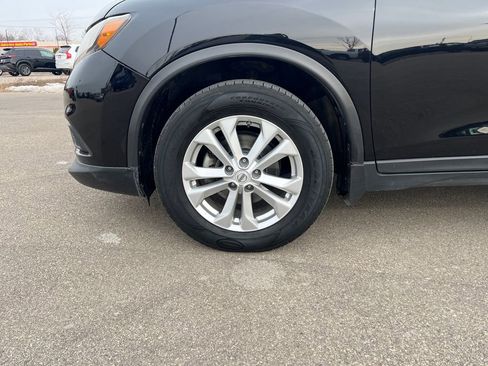 Used 2015 Nissan Rogue SV w/ SV Premium Package image 27