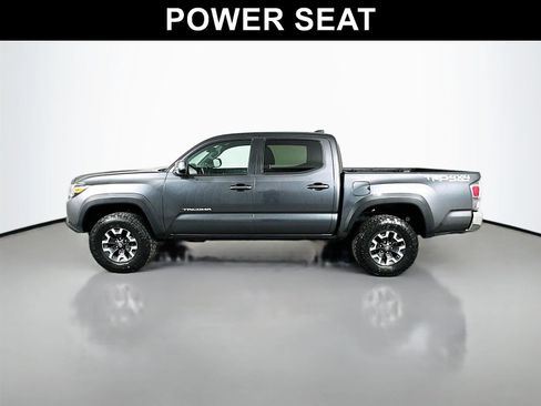 Certified 2023 Toyota Tacoma TRD Off-Road image 8