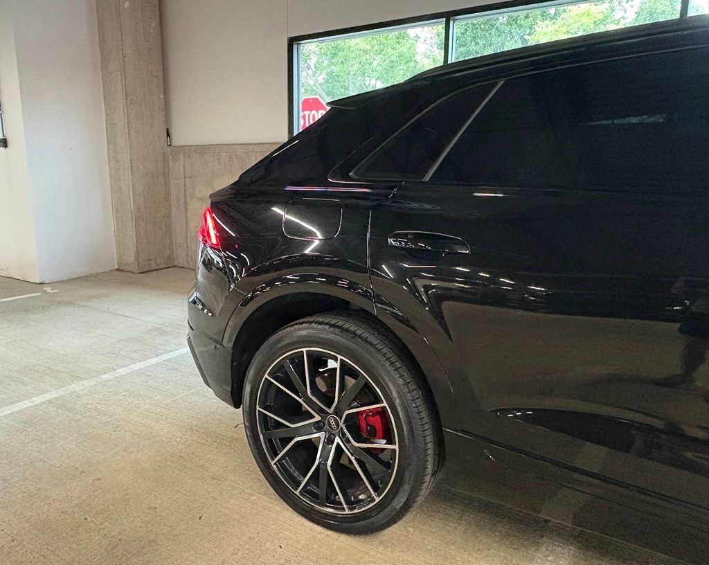 Used 2023 Audi Q8 Premium Plus AWD/4WD image 11