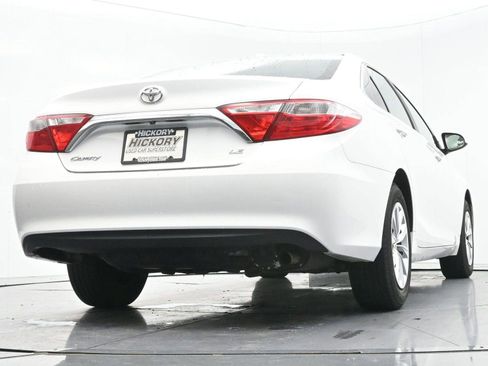 Used 2015 Toyota Camry LE FWD image 37