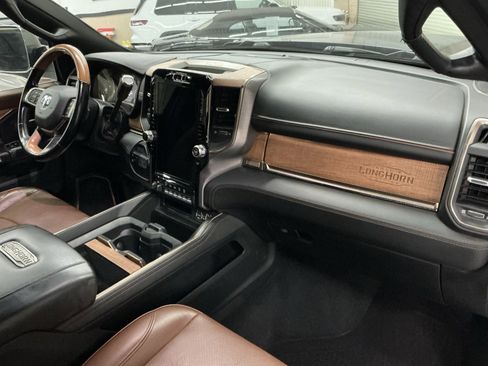 Used 2020 RAM 2500 Limited w/ Cold Weather Group image 10