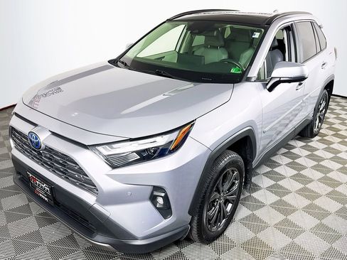 Used 2024 Toyota RAV4 Limited w/ Advanced Technology Package AWD/4WD image 3