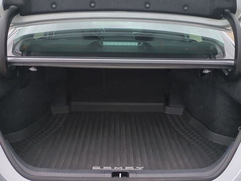 Used 2023 Toyota Camry LE image 31