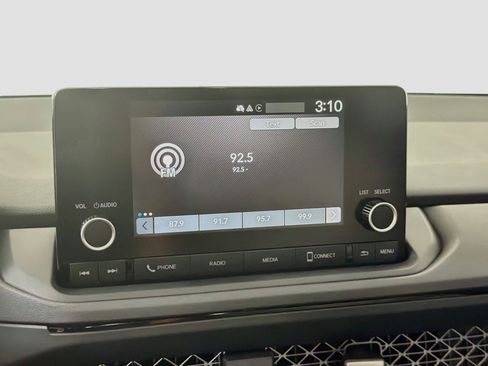 Used 2023 Honda Accord EX image 18