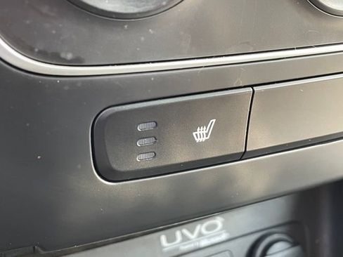 Used 2014 Kia Sorento LX image 34