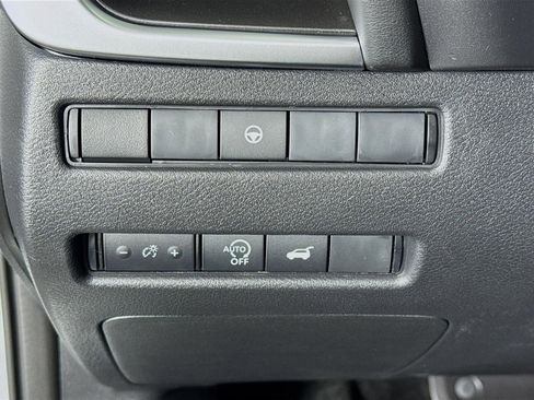 New 2026 Nissan Rogue SV FWD image 10