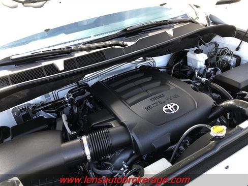 Used 2017 Toyota Sequoia Limited w/ Safety & Convenience Package RWD image 26