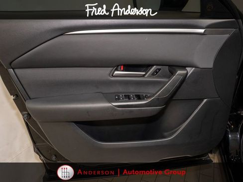 Used 2025 MAZDA CX-50 AWD 2.5 S w/ Preferred Package image 12