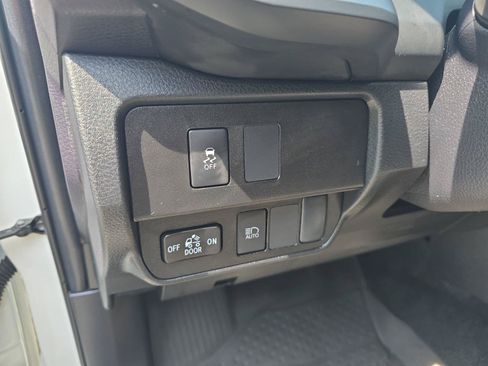 Used 2023 Toyota Tacoma SR AWD/4WD image 22