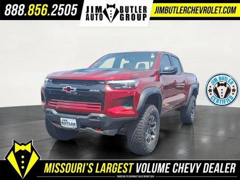 Used 2026 Chevrolet Colorado ZR2 w/ Technology Package AWD/4WD image 1