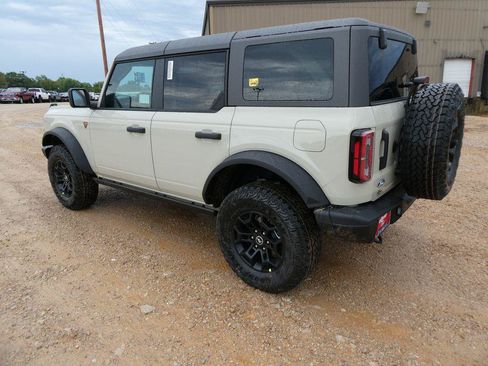 New 2026 Ford Bronco Badlands AWD/4WD image 7