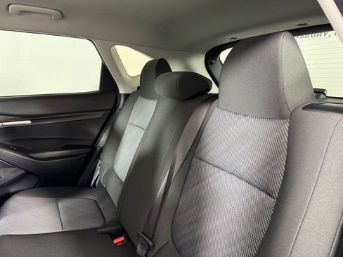 Used 2025 Kia Sportage EX w/ Premium Package FWD image 28