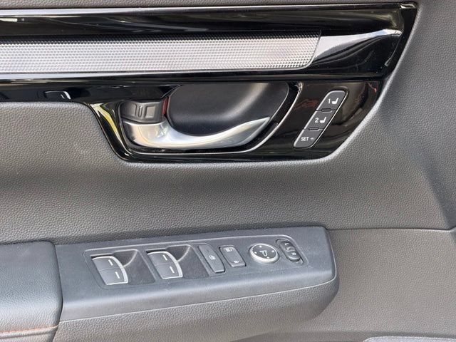 Used 2025 Honda CR-V Sport Touring image 18