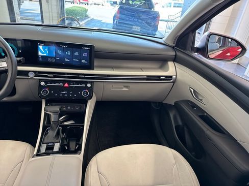 Used 2025 Hyundai Tucson SEL FWD image 45