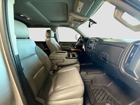 Used 2017 Chevrolet Silverado 1500 LTZ w/ Max Trailering Package image 28