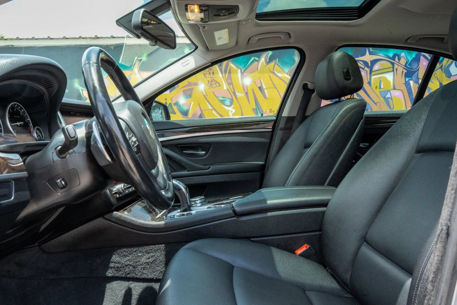 Used 2016 BMW 528i Sedan RWD image 25