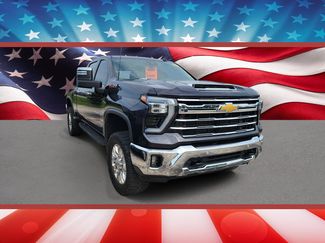 Used 2024 Chevrolet Silverado 2500 LTZ w/ LTZ Plus Package AWD/4WD video 1