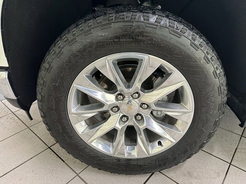 Certified 2021 Chevrolet Silverado 1500 LTZ w/ LTZ Premium Package image 20