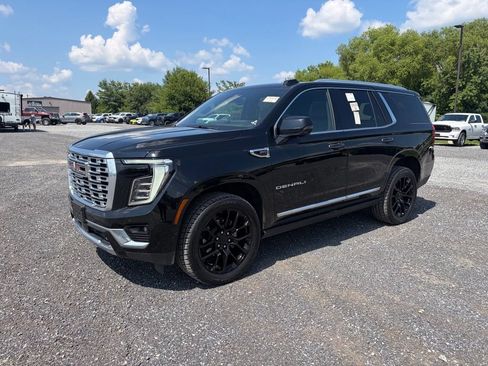 Used 2026 GMC Yukon Denali w/ Sun & Power Step Package AWD/4WD image 2