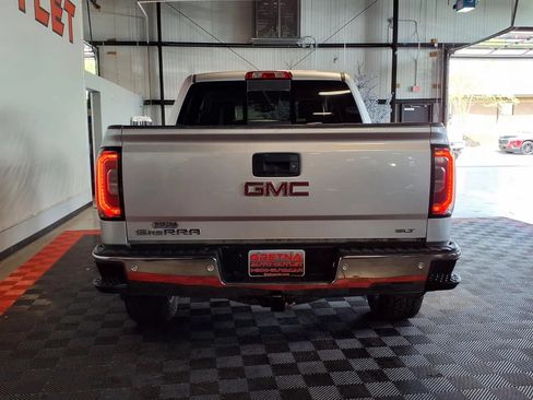 Used 2017 GMC Sierra 1500 SLT w/ SLT Premium Package AWD/4WD image 5