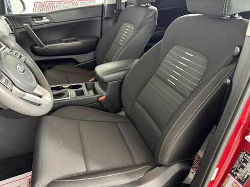 Used 2021 Kia Sportage LX w/ LX AWD Popular Package image 31
