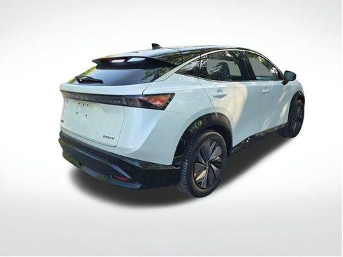 Used 2023 Nissan Ariya FWD image 7