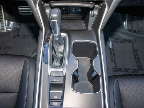Used 2022 Honda Accord Sport image 25