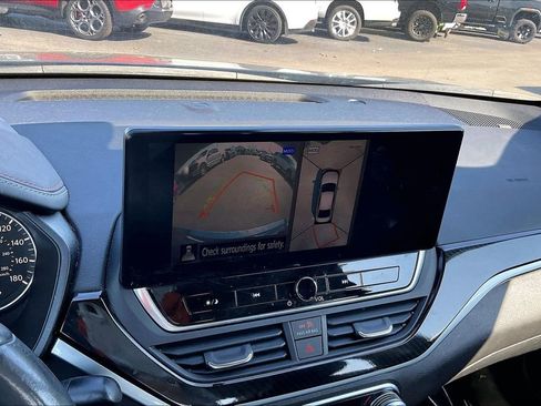 Used 2023 Nissan Altima 2.0 SR image 17