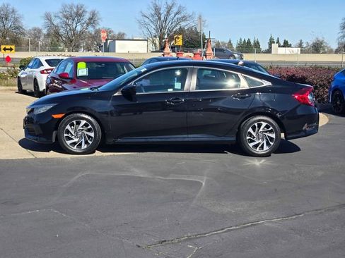 Used 2018 Honda Civic EX image 7