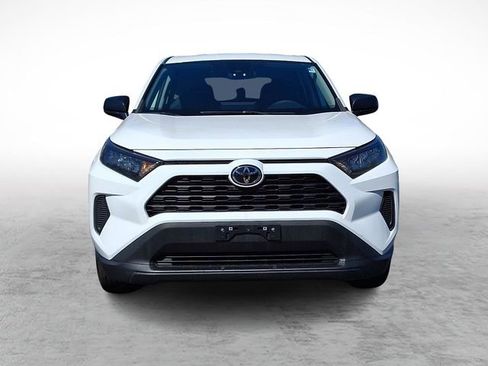 Used 2022 Toyota RAV4 LE image 2
