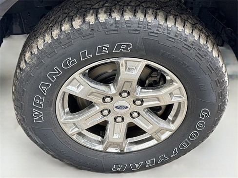 Used 2021 Ford F150 Lariat w/ Equipment Group 502A High image 33