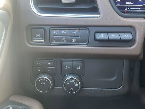 Used 2023 Chevrolet Tahoe High Country AWD/4WD image 30