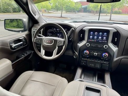 Used 2022 GMC Sierra 1500 SLT w/ SLT Premium Plus Package AWD/4WD image 19