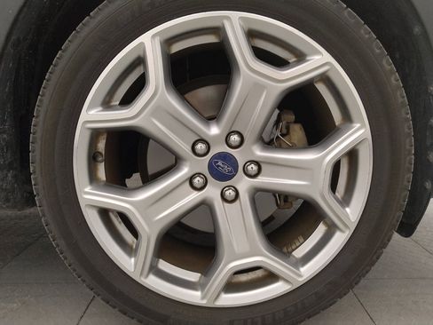 Used 2017 Ford Escape Titanium FWD image 31