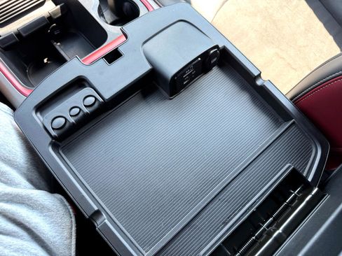 Used 2016 RAM 1500 Rebel image 40