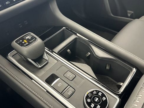 New 2026 Nissan Pathfinder SL AWD/4WD image 21
