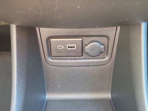Used 2020 Chevrolet Spark LT FWD image 31