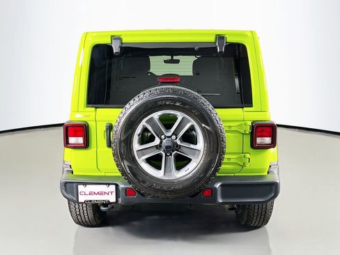 Used 2021 Jeep Wrangler Unlimited Sahara w/ Uconnect 4C Nav & Sound Group AWD/4WD image 8